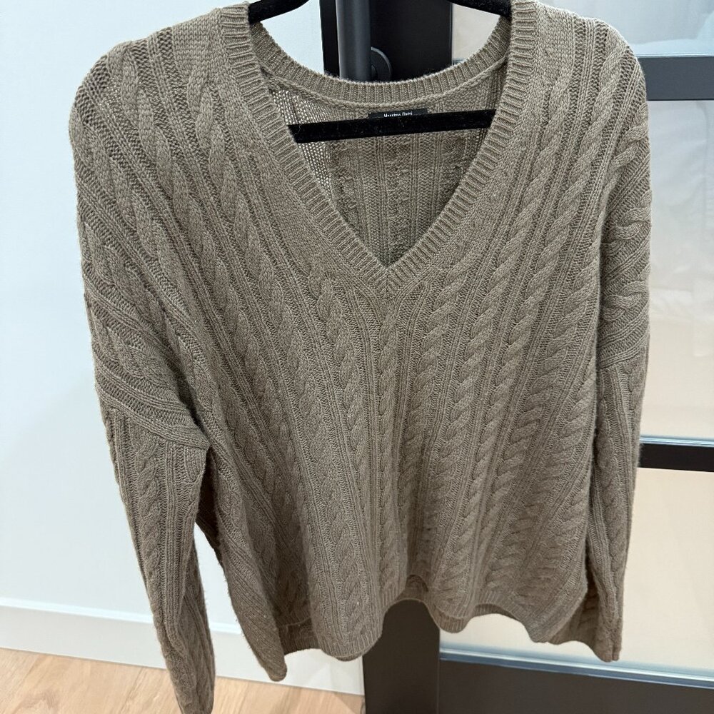 MASSIMO DUTTI Women V neck Sweater Khaki Color Size S Excellent Condition!